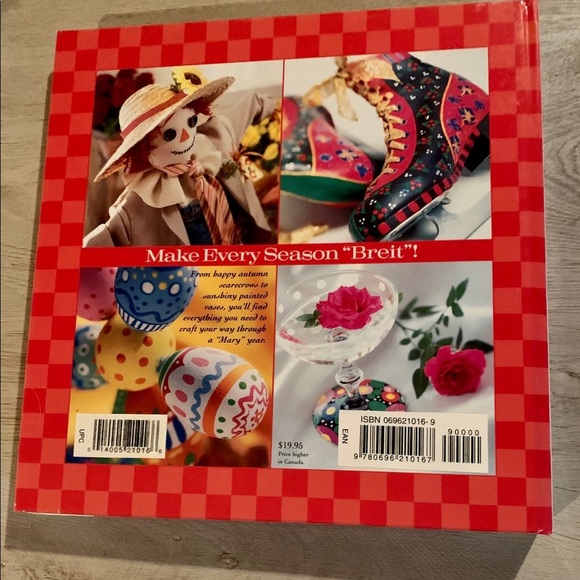 Mary Engelbreit “Crafts for the Seasons” Rare Book - Picture 3 of 9